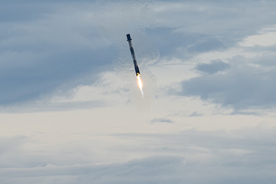 Fresh crew takes off for six-month stay aboard space station