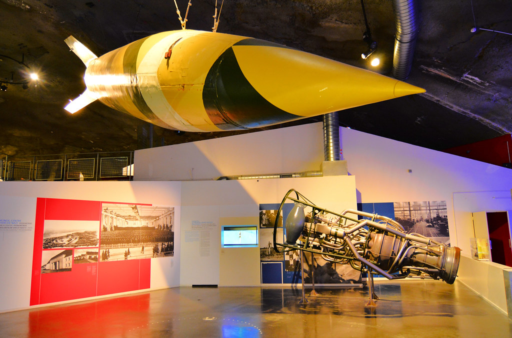 法国试射未装载核弹头的潜射洲际导弹 马克龙称向对手传递威慑信号